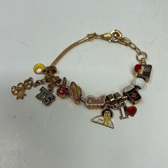 Taylor Swift I Gold Charm Bracelet Taylor Swift 1989 TS Swiftie Charms - Picture 8 of 8